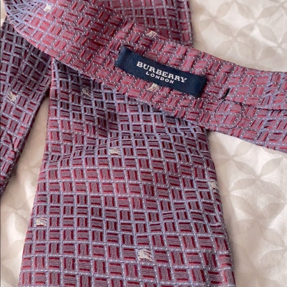 Burberry Other - 🎊Host Pick🎊Burberry London Tie